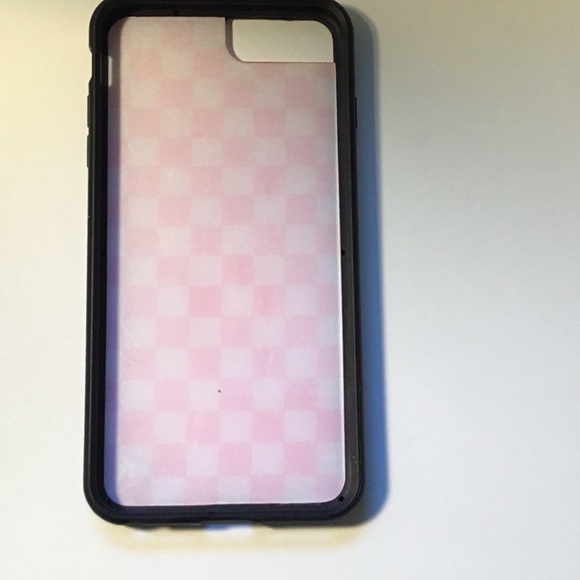 Pink checkered wildflower phone case - Picture 3 of 4